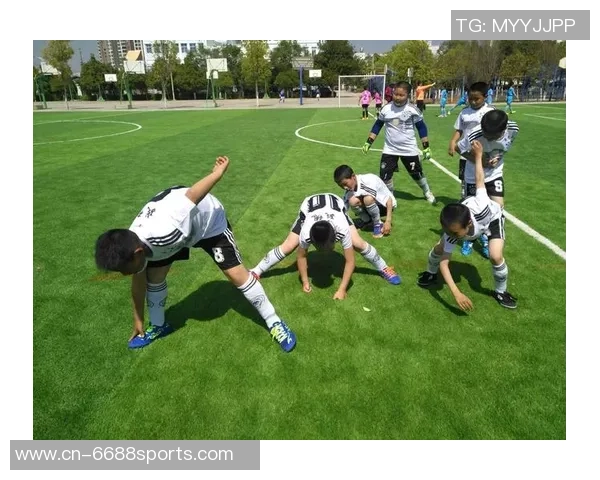 香蕉线足球的魅力与技巧解析让你在球场上尽显风采